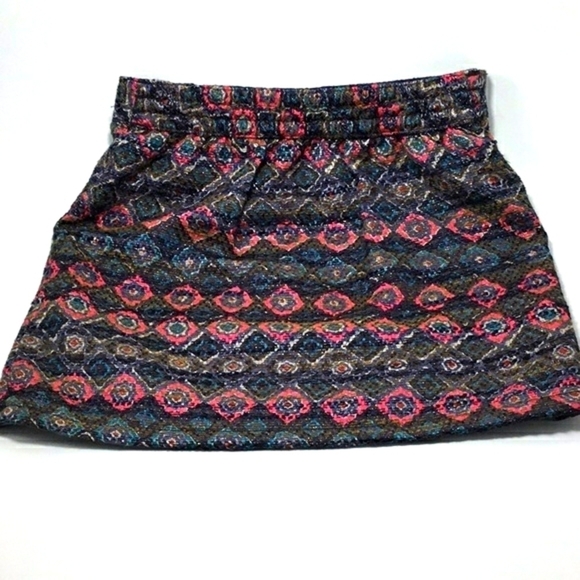Genuine Kids From Oshkosh Pink Navy Blue and Metallic Embroidered Skirt Size 5T - Picture 4 of 8